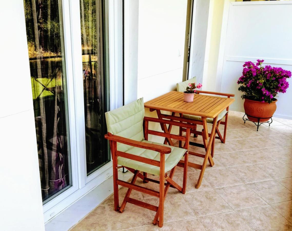 Giorgos Apartments. Skala Fourkas Exterior photo