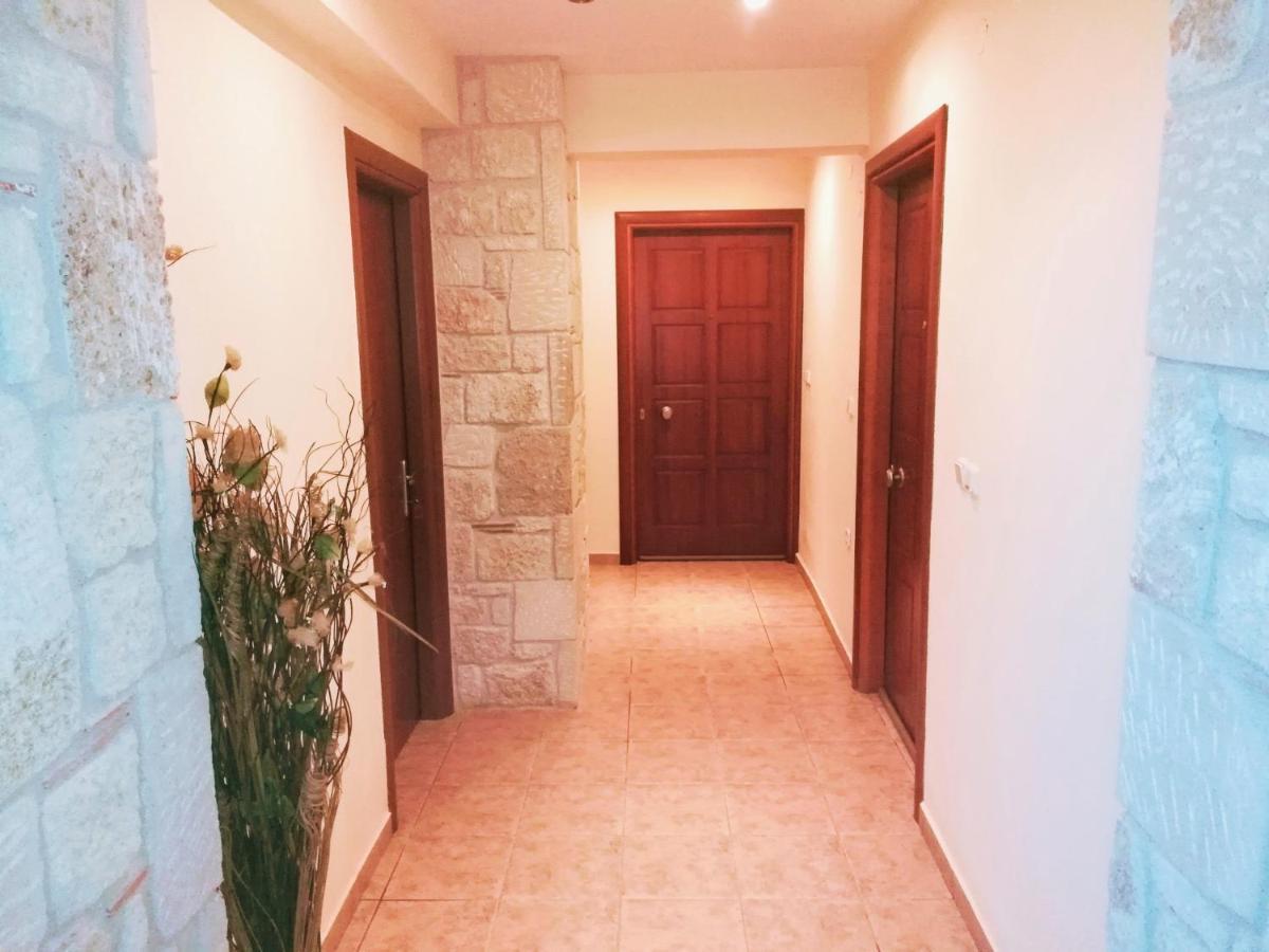 Giorgos Apartments. Skala Fourkas Exterior photo